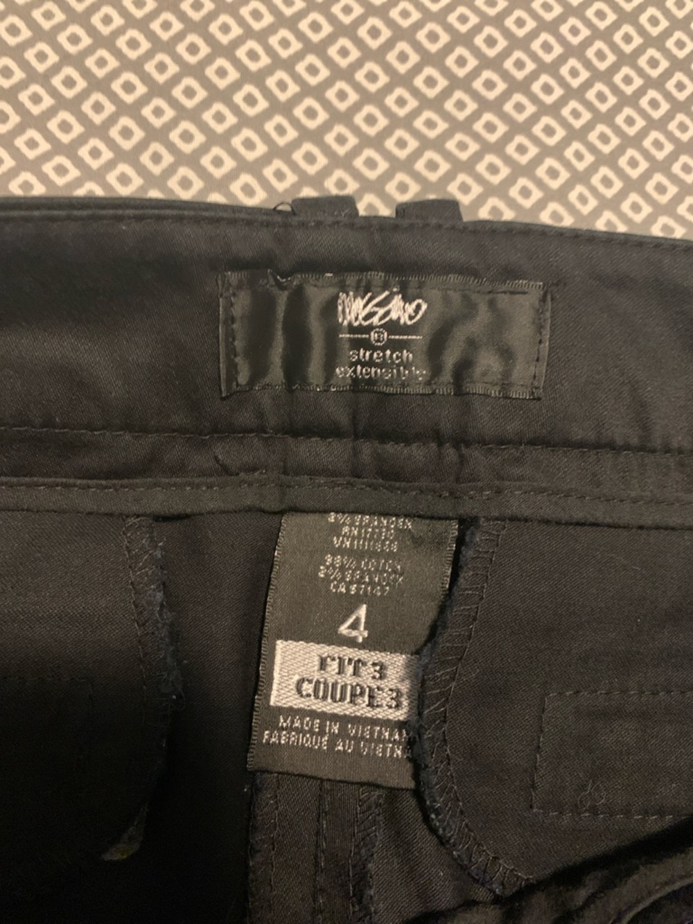 Mossimo Stretch Shorts size 4 - Picture 4 of 9